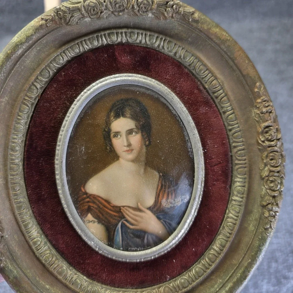 Vintage cameo creations Pauline Bonaparte Mini Frame Portrait Salomon G. Counis